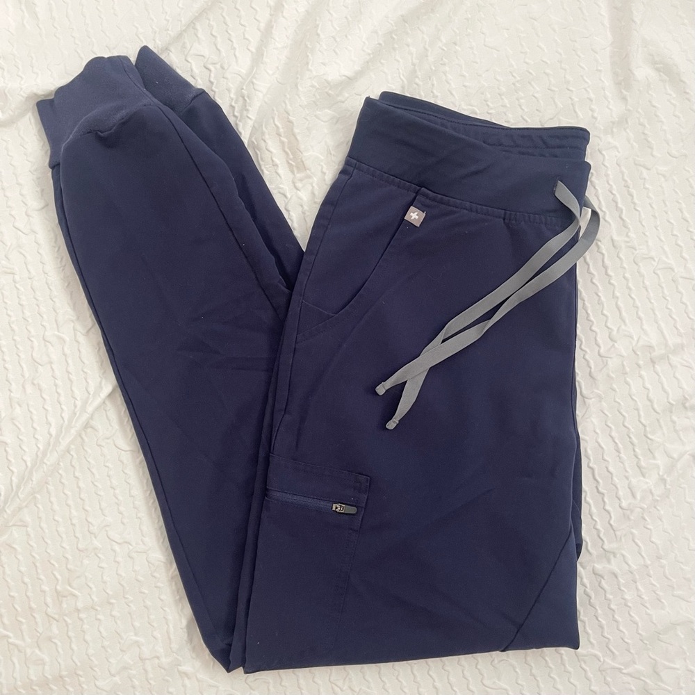 ★ SOLD ★ Navy Blue FIGS Scrub Jogger Pants